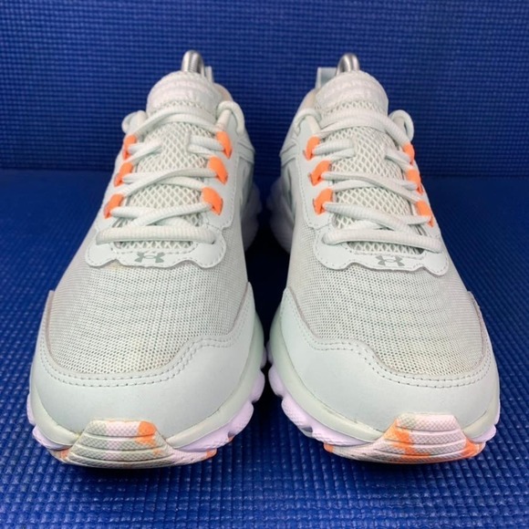 UNDER ARMOUR CHARGED ASSERT 9 Women`s Size 9.5 Green Running Shoes 3024853-300 - Picture 2 of 8